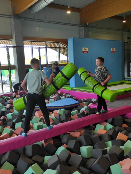 SPACE JUMP klasa VI